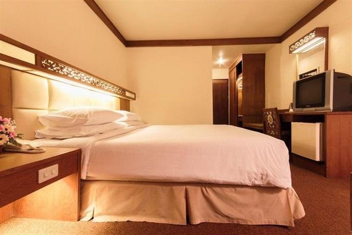 Bangkok Sahara Hotel