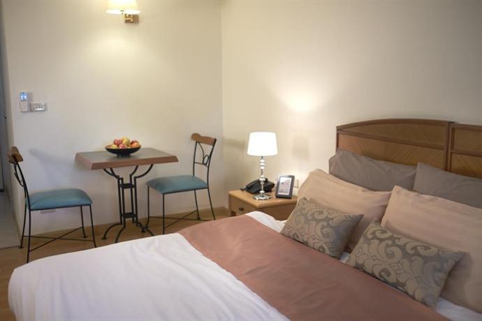 Ravipha Residences