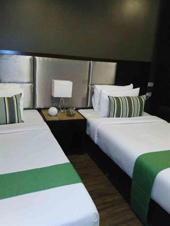 Ratchada Point Hotel