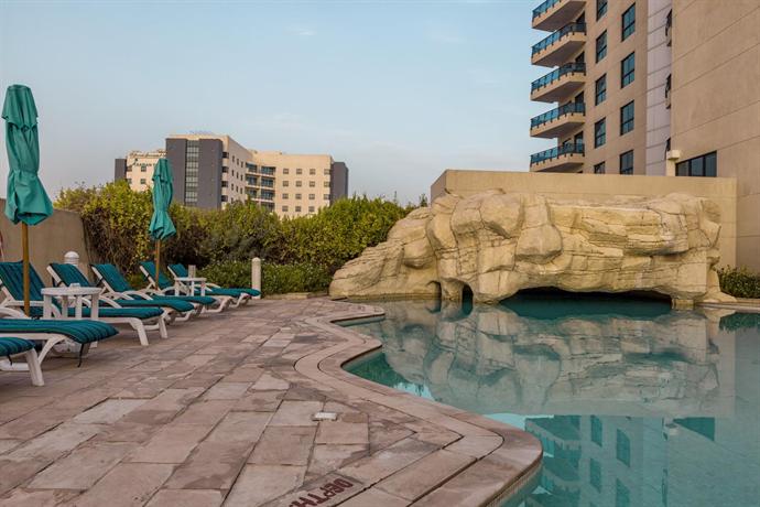 Park Apartments Dubai an Edge By Rotana Hotel