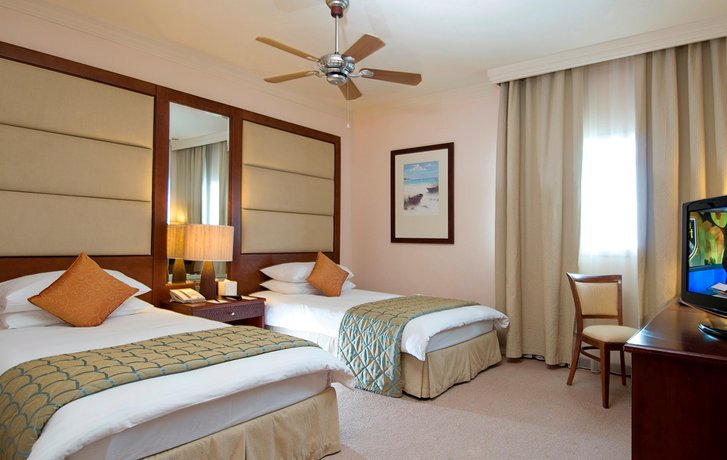 Danat Jebel Dhanna Resort