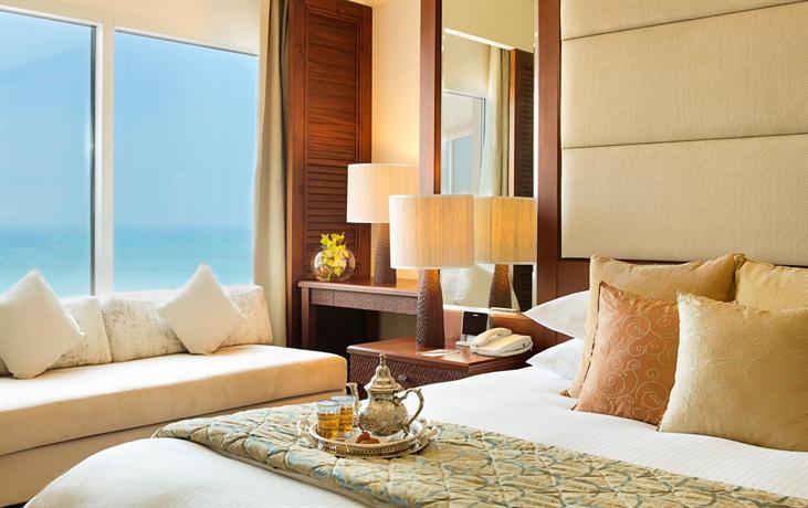 Danat Jebel Dhanna Resort