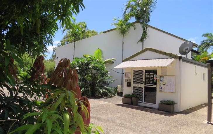 The Shores Holiday Apartments