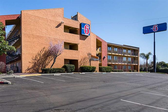 Motel 6 Stockton CA