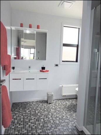Homestay - Homestay - Clean Modern and Stylish home