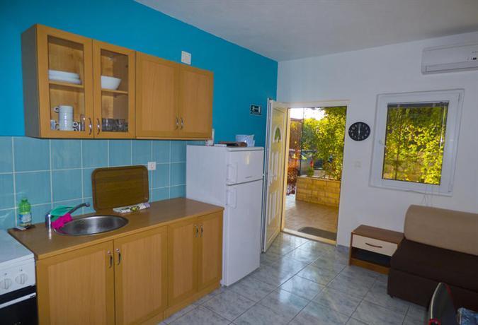 Apartments Plaza Ivan Dolac