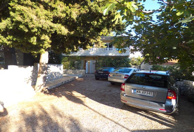 Apartments Plaza Ivan Dolac