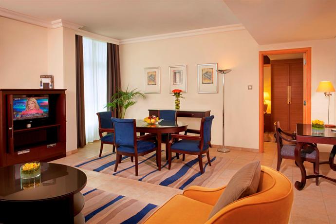 Beach Rotana - All Suites