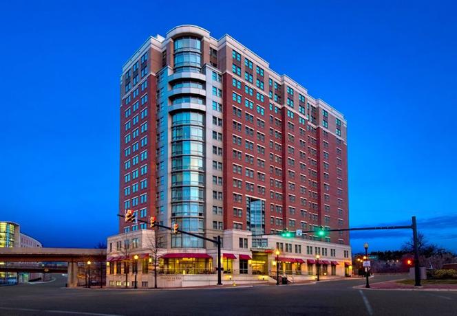 Residence Inn Alexandria Old Town South at Carlyle - dream vacation