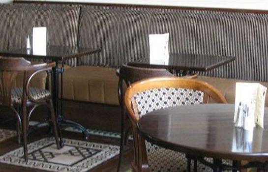Walter Raleigh Hotel