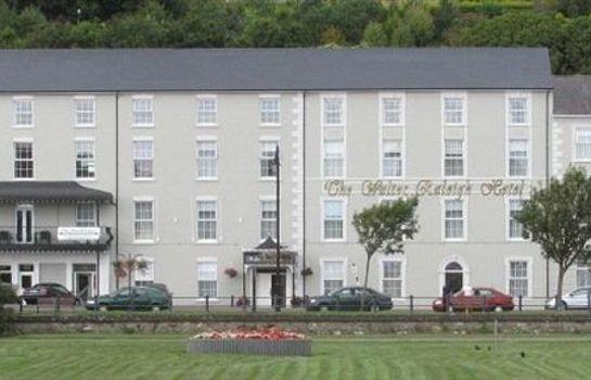 Walter Raleigh Hotel