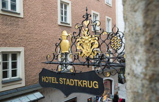 Altstadt Hotel Stadtkrug Mozart Monument Austria thumbnail
