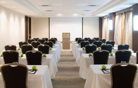 Cambridge Suites Hotel Halifax