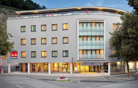 Leonardo Hotel Salzburg City Center Christkindlmarkt Austria thumbnail