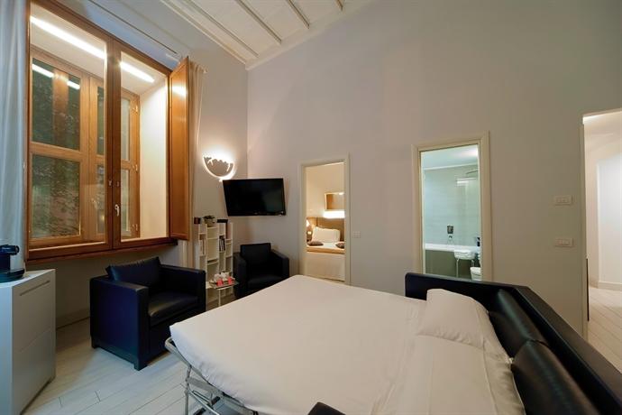 Navona Palace Luxury Inn