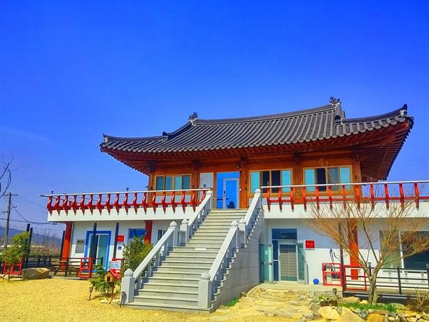 Chowoo Guesthouse Tomb of King Jeonggang South Korea thumbnail