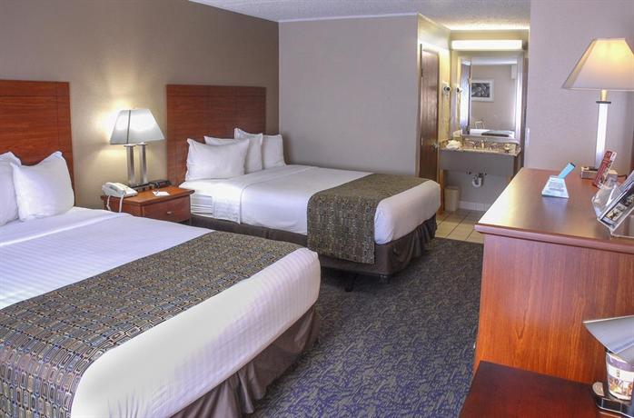 Quality Inn Austintown-Youngstown West