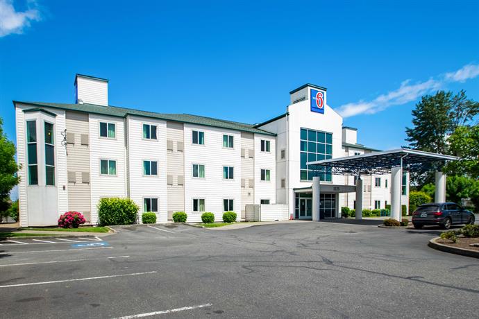 Motel 6 Portland North