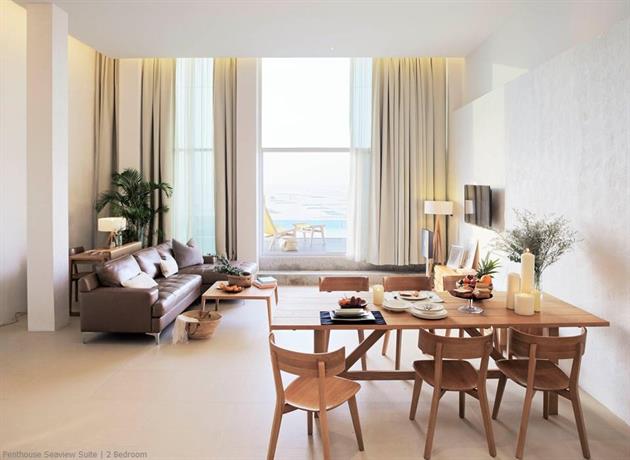 Balcony Seaside Sriracha Hotel & Serviced Apartments