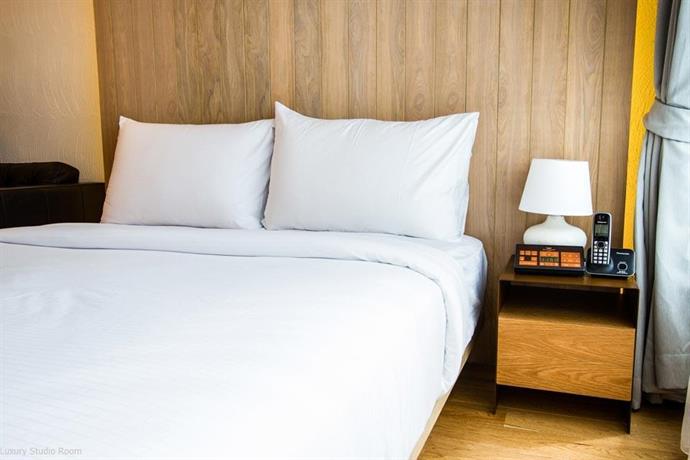 Balcony Seaside Sriracha Hotel & Serviced Apartments