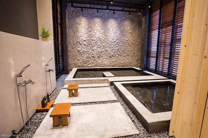Balcony Seaside Sriracha Hotel & Serviced Apartments