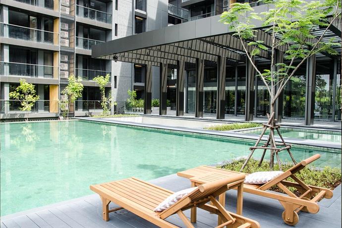 Balcony Seaside Sriracha Hotel & Serviced Apartments
