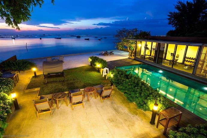 Balcony Seaside Sriracha Hotel & Serviced Apartments