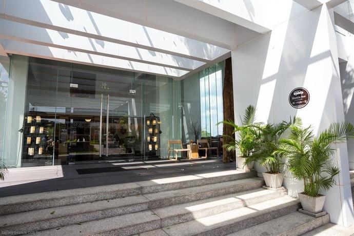 Balcony Seaside Sriracha Hotel & Serviced Apartments