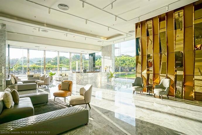 Balcony Seaside Sriracha Hotel & Serviced Apartments