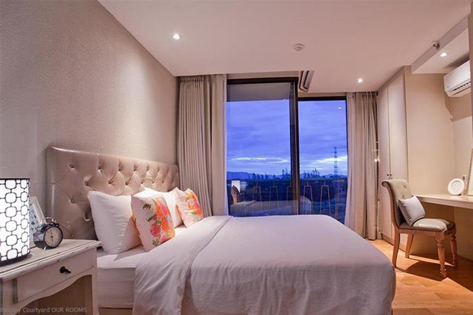 Balcony Courtyard Si Racha Hotel & Serviced Apartments