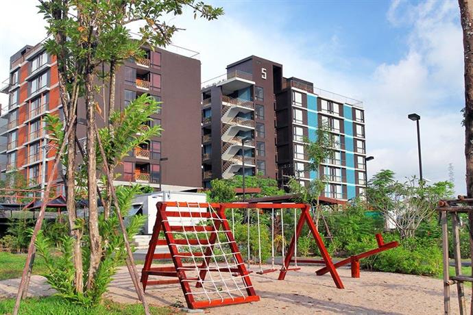 Balcony Courtyard Si Racha Hotel & Serviced Apartments