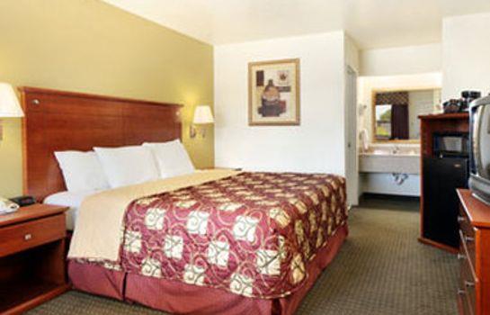 Days Inn by Wyndham San Antonio Southeast By AT&T Center