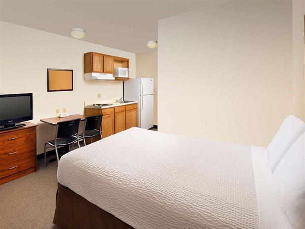 WoodSpring Suites Orlando South