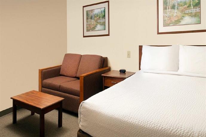 WoodSpring Suites Orlando South