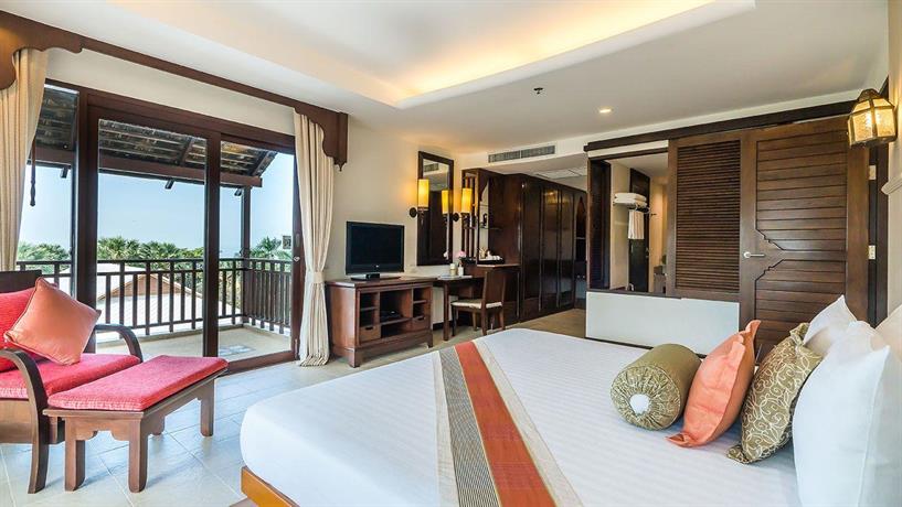 Ravindra Beach Resort & Spa