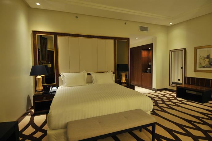 Bayat Hotel
