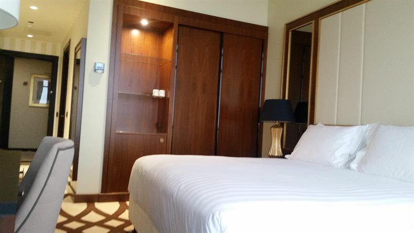 Bayat Hotel