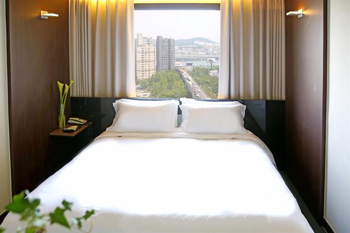 Riverside Hotel Seoul