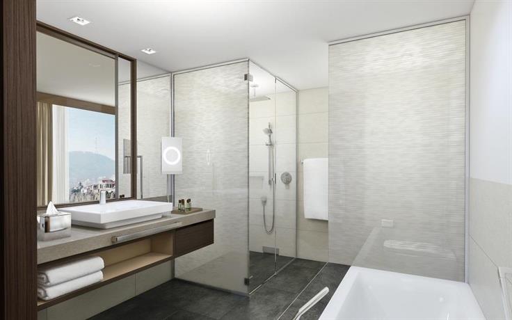 Sheraton Grand Tbilisi Metechi Palace
