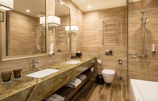 V Spa & Conference Hotel