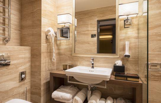 V Spa & Conference Hotel
