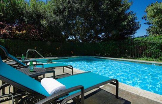 Corporate Suites At Valentina
