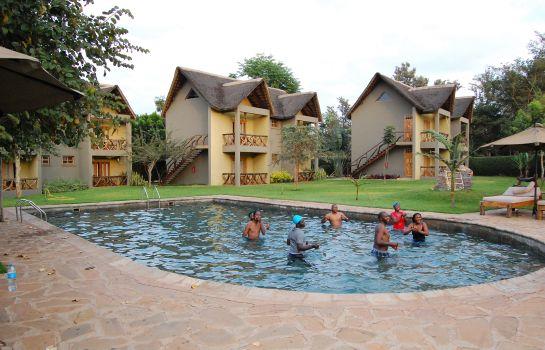 Weru Weru River Lodge 