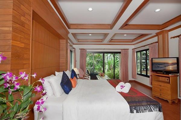 BangTao Tara Villa One