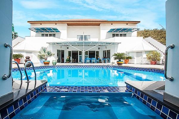 Pratumnak Argyle Villa 8 Bed Pool Villa in Central Pattaya