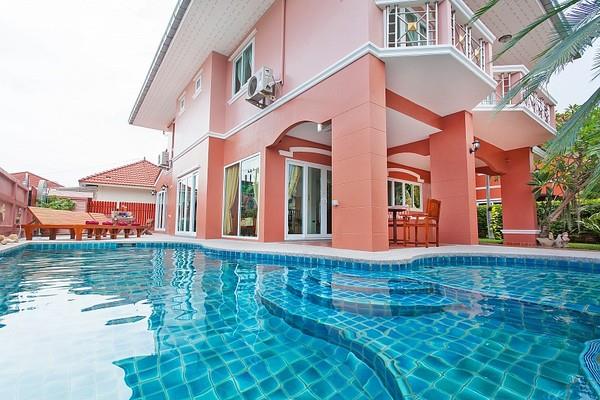 Baan Nomella