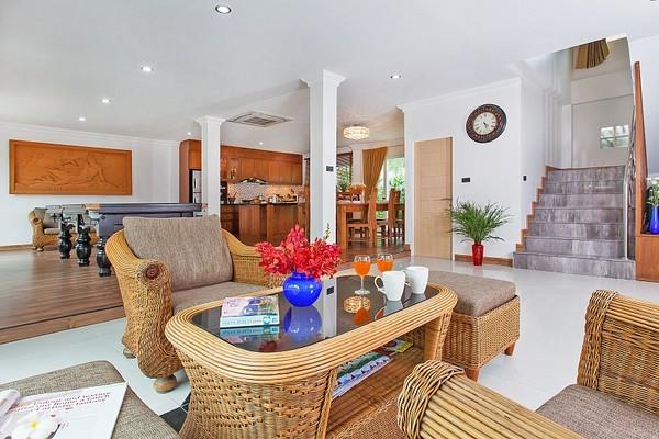 Baan Nomella