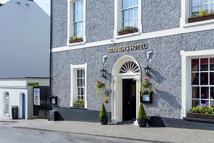 Dingle Benners Hotel