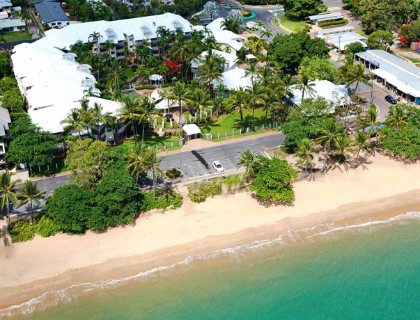 Photo: Coral Sands Beachfront Resort