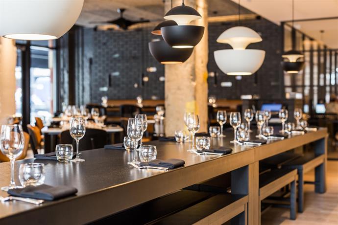Radisson Blu Edwardian Hampshire Hotel London
